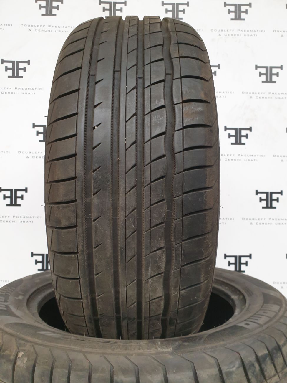 Pneumatici 225 55 R17 101 Y MOMO OUTRUN M3 estivo DEMONTÉ usati 140€
