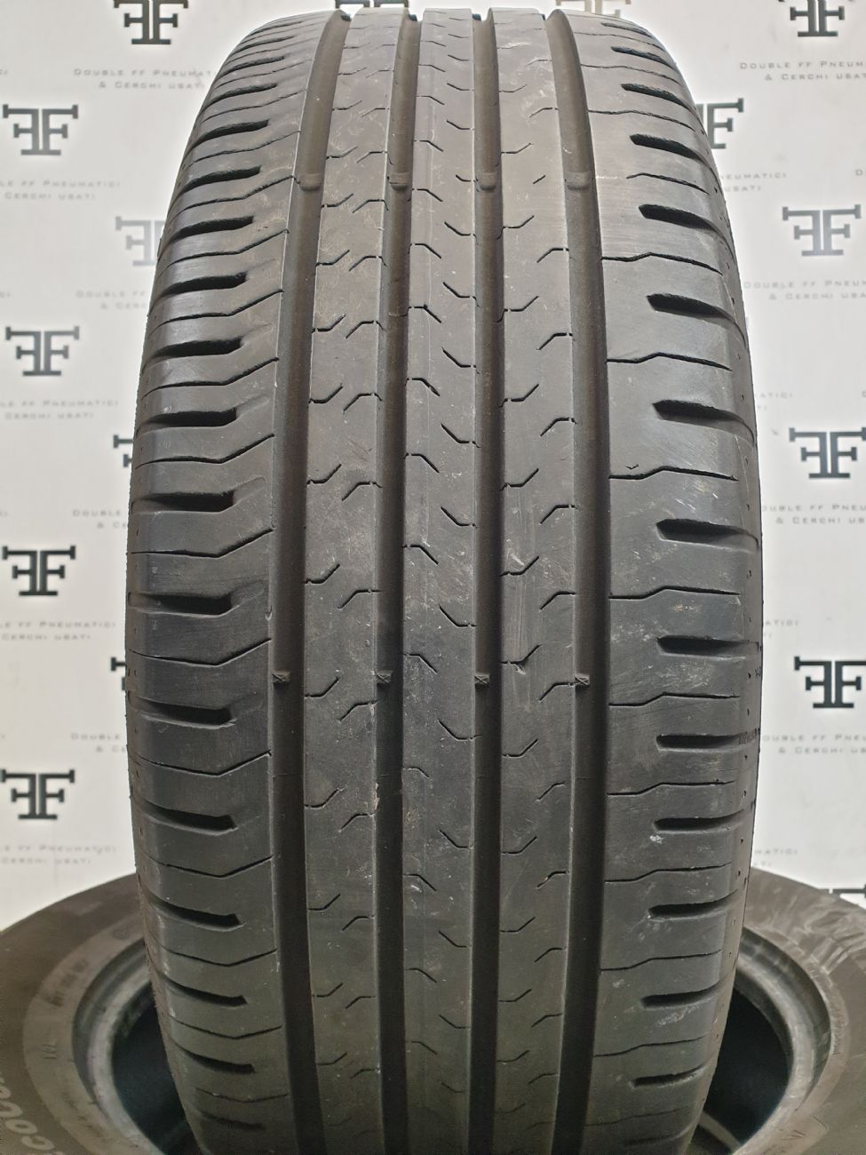 Pneumatici 235 60 R18 103 V CONTINENTAL ContiEcoContact 5 estivo usati 140€
