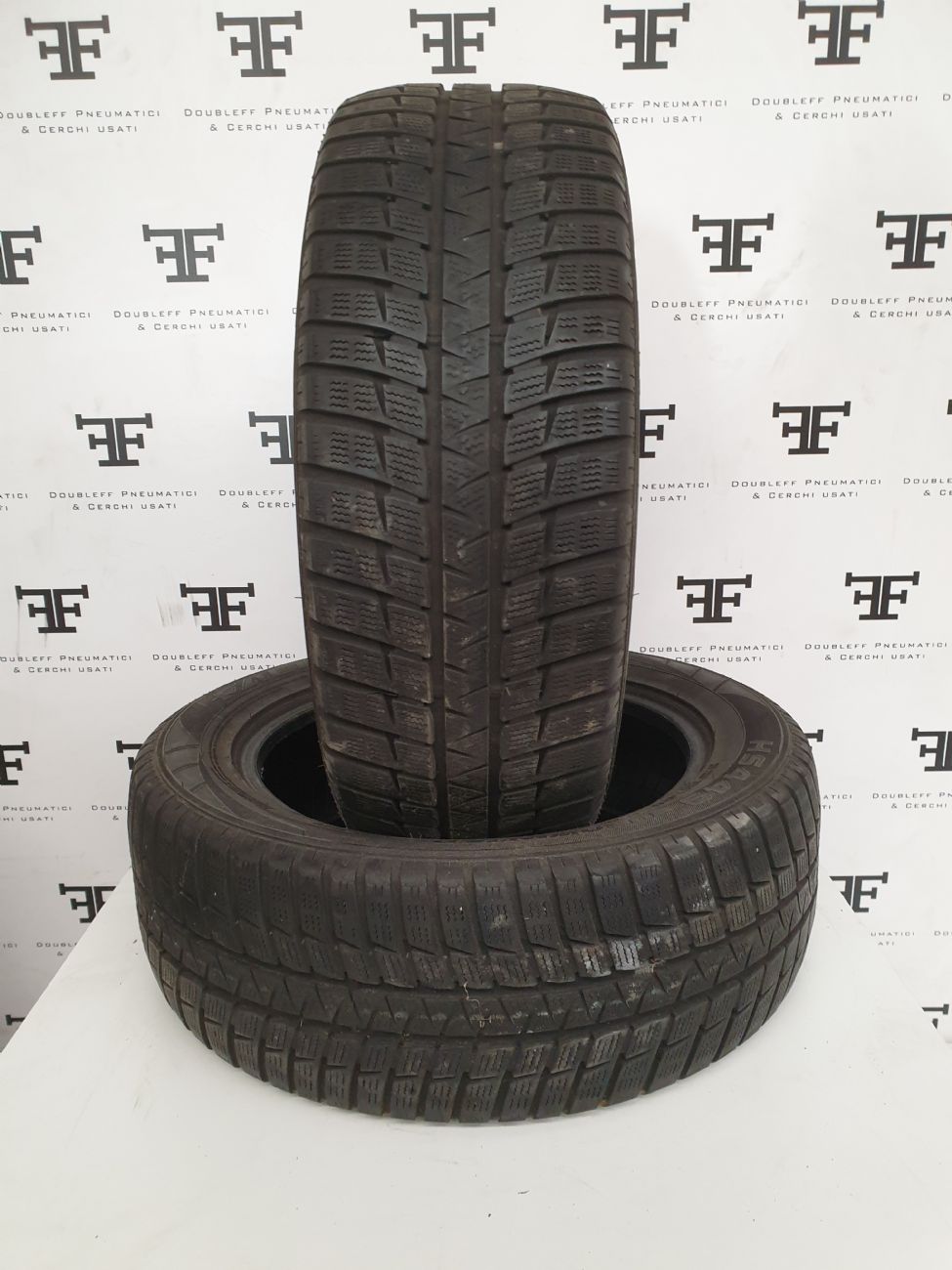 Pneumatici 225 55 R17 101 V FALKEN EUROWINTER HS449 invernale usati 110€
