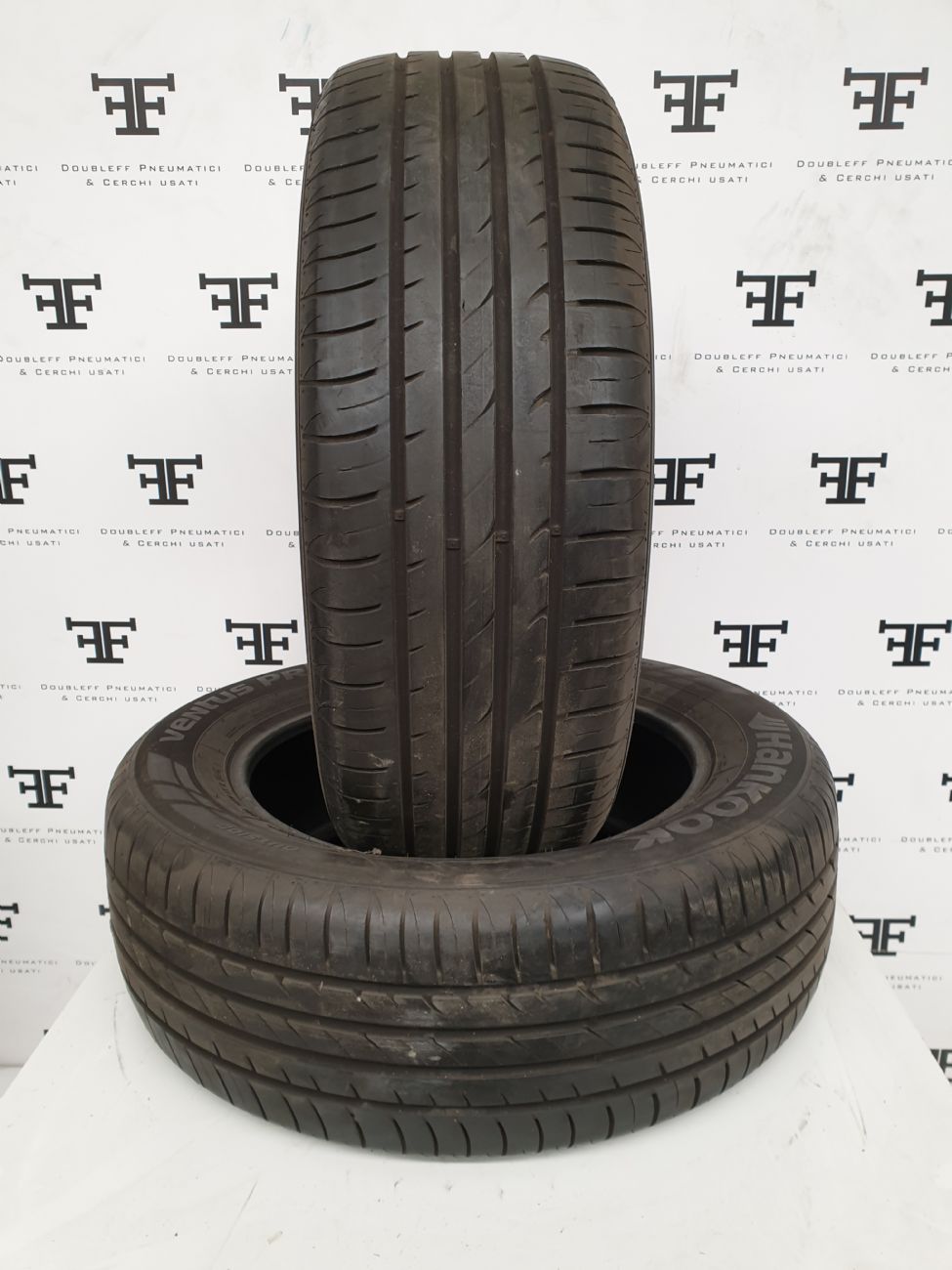 Pneumatici 235 60 R18 103 H HANKOOK VENTUS PRIME 2 estivo usati 130€