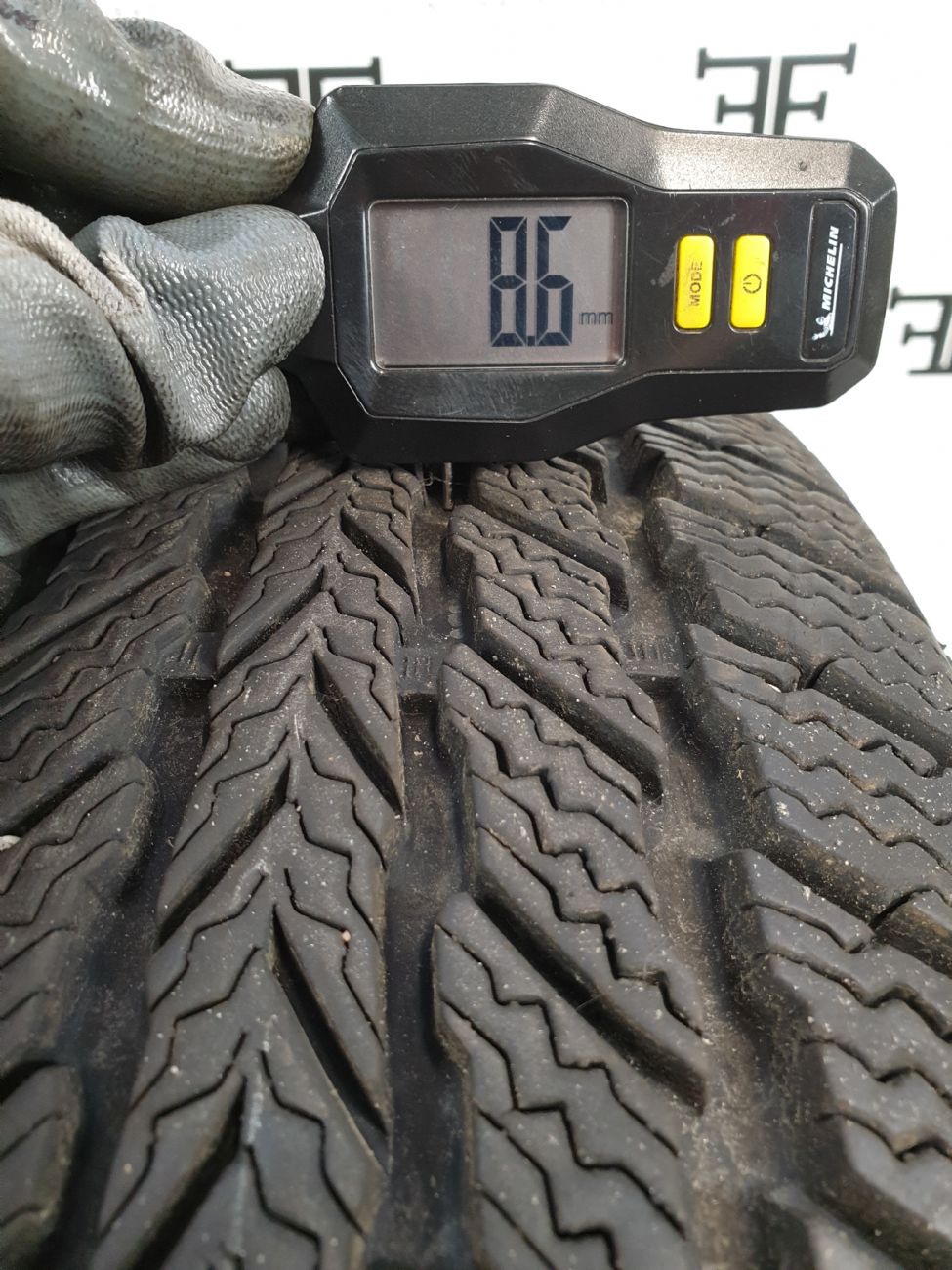 Pneumatici 205 60 R16 92 H RUNWAY RWT-1 invernale DEMONTÉ usati 130€