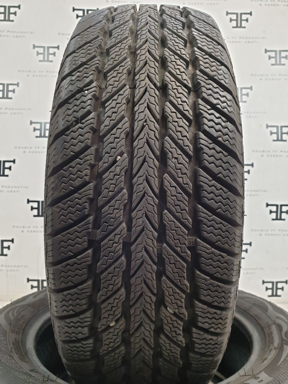 Pneumatici 205 60 R16 92 H RUNWAY RWT-1 invernale DEMONTÉ usati 130€