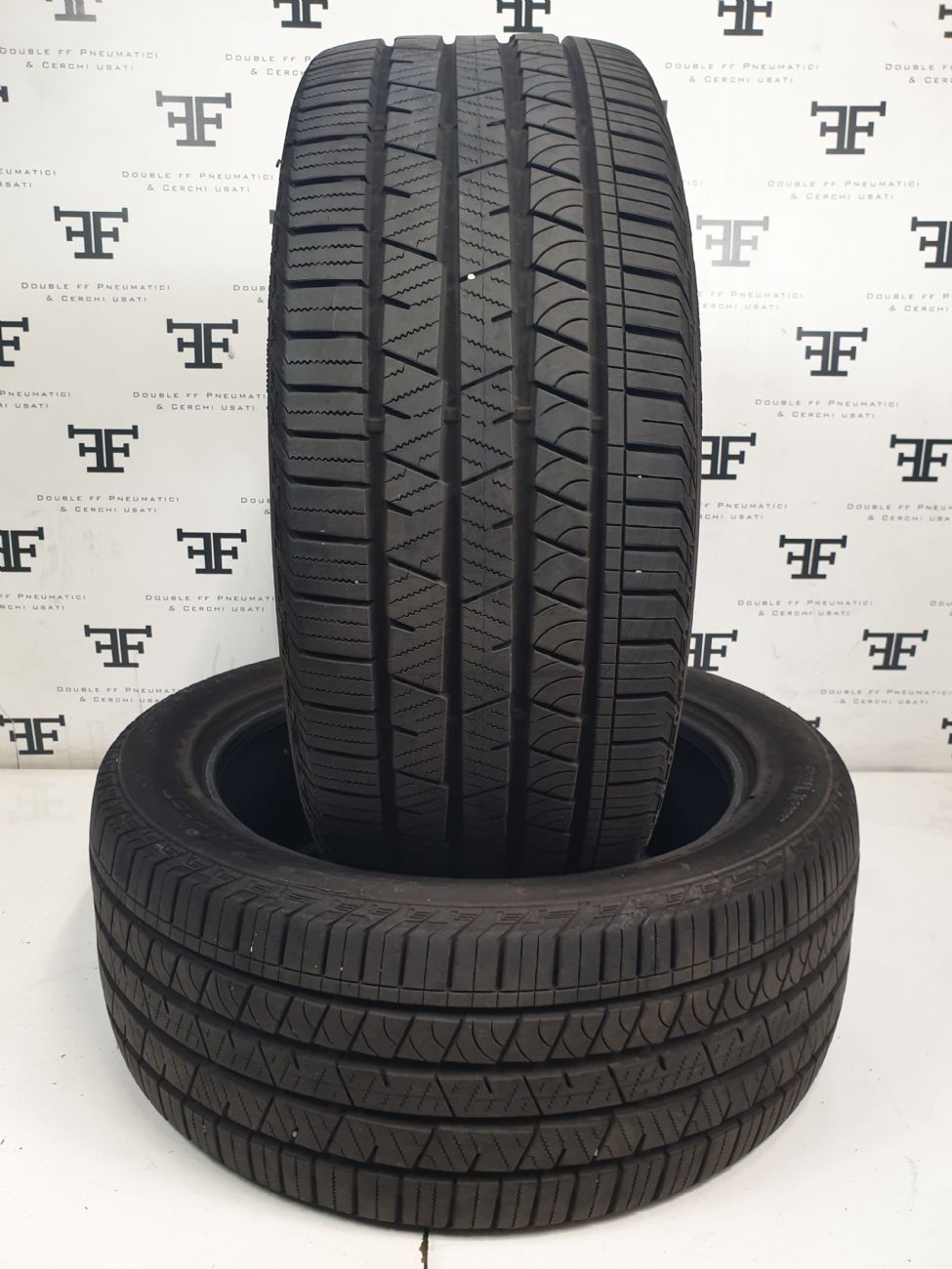 Pneumatici 265 40 R22 106 Y CONTINENTAL CROSSCONTACT LX SPORT M+S 4 seasons usati 220€