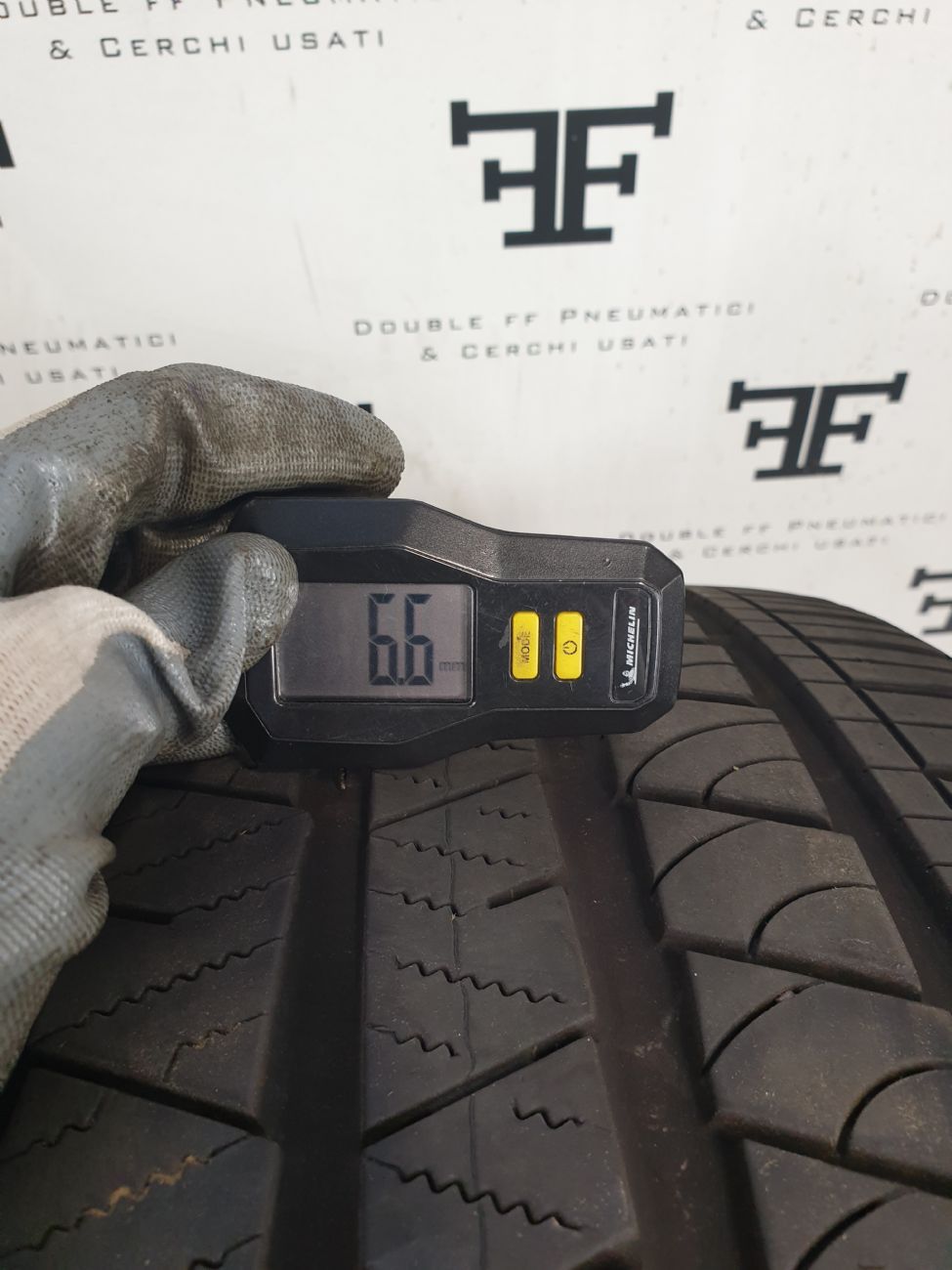 Pneumatici 265 40 R22 106 Y CONTINENTAL CROSSCONTACT LX SPORT M+S 4 seasons usati 220€
