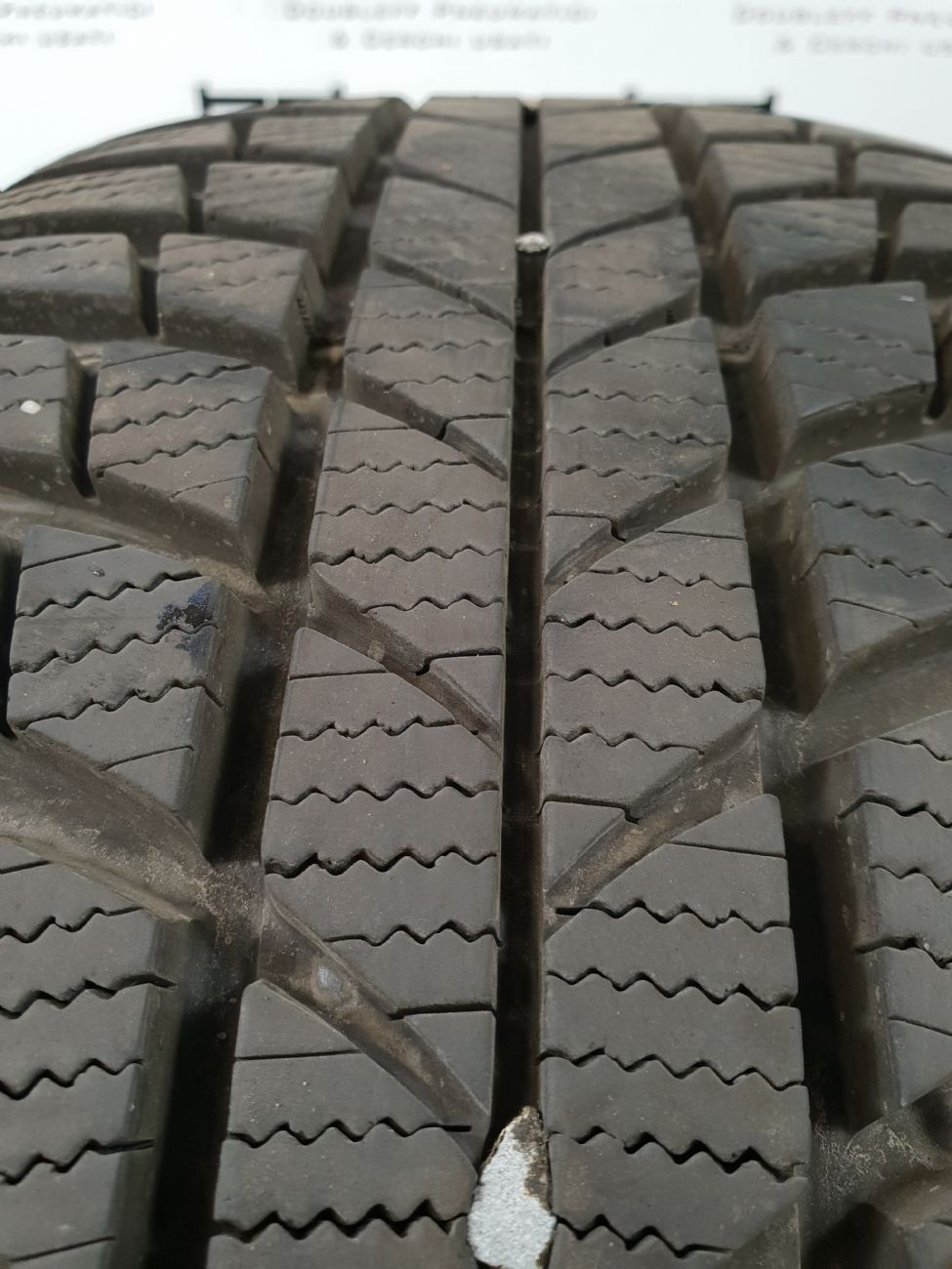 Pneumatici 225 55 R17 97 H BRIDGESTONE BLIZZAK LM-001 invernale usati 110€