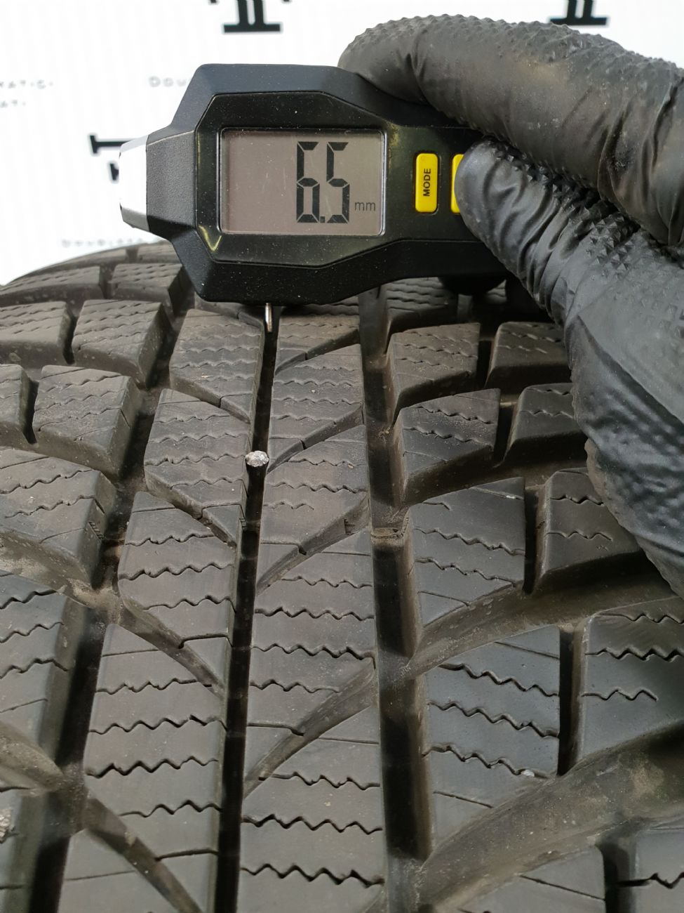 Pneumatici 225 55 R17 97 H BRIDGESTONE BLIZZAK LM-001 invernale usati 110€