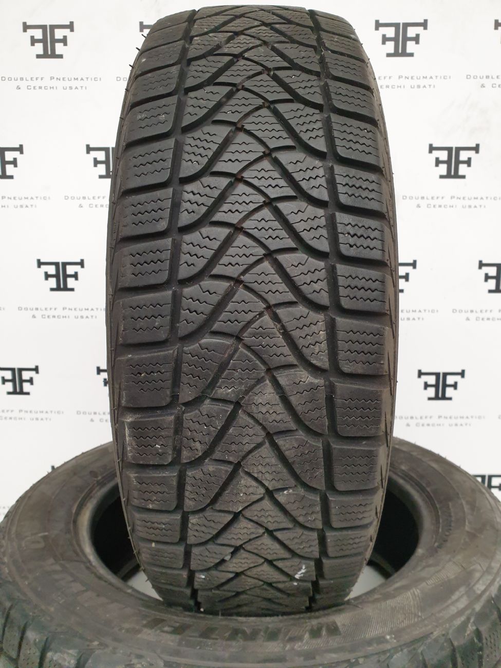 Pneumatici 195 60 R16C 99/97 T FIRESTONE WINTERHAWK C invernale DEMONTÉ usati 110€