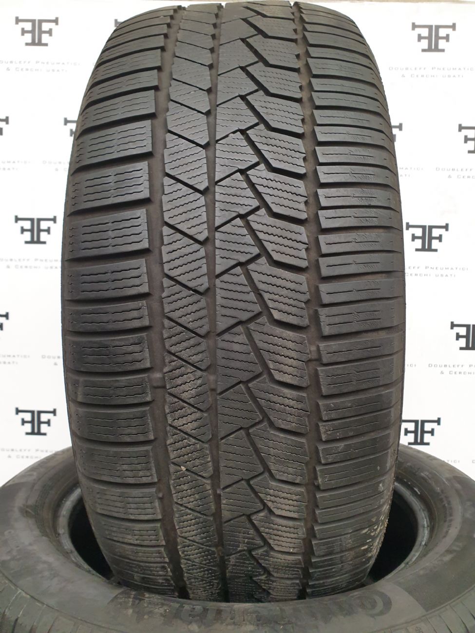 Pneumatici 265 50 R19 110 H CONTINENTAL CONTIWINTERCONTACT TS860 S invernale RUNFLAT usati 220€