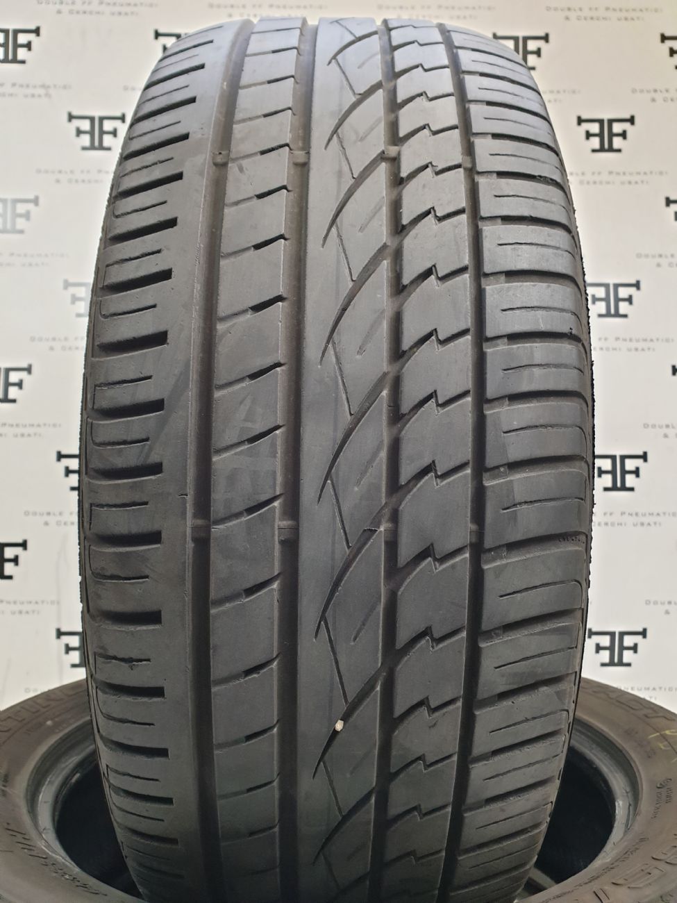 Pneumatici 225 55 R18 98 H CONTINENTAL CrossContact UHP E M+S estivo usati 200€