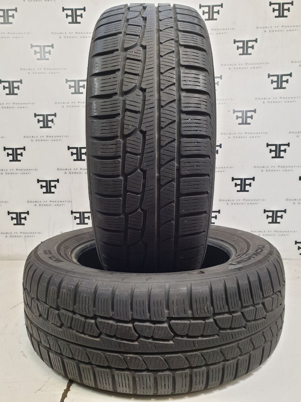 Pneumatici 235 60 R18 107 V NOKIAN WR G2 invernale usati 120€