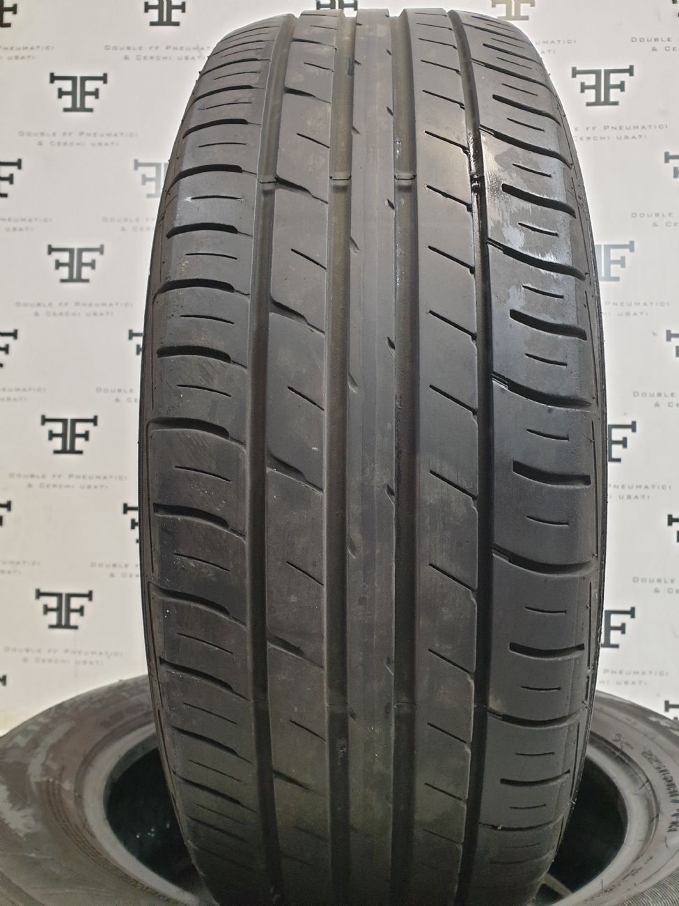 Pneumatici 215 65 R17 99 V FALKEN ZIEX ZE914A estivo usati 110€