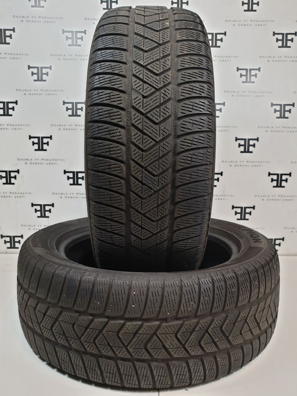 Pneumatici 215 65 R17 99 H PIRELLI SCORPION WINTER invernale usati 120€