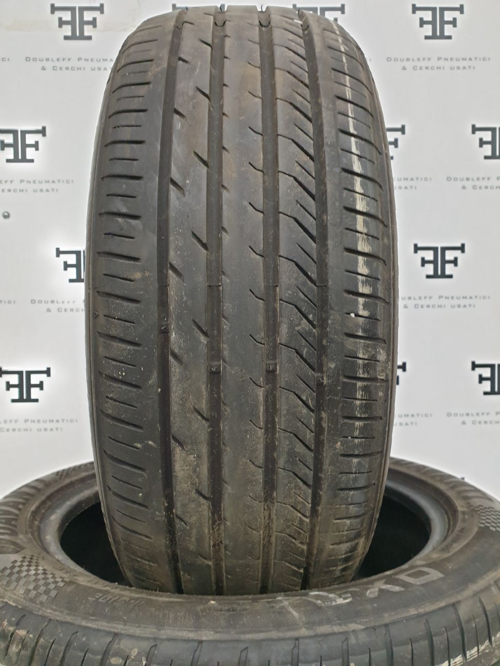 Pneumatici 205 55 R17 95 W DAVANTI  estivo usati 250€