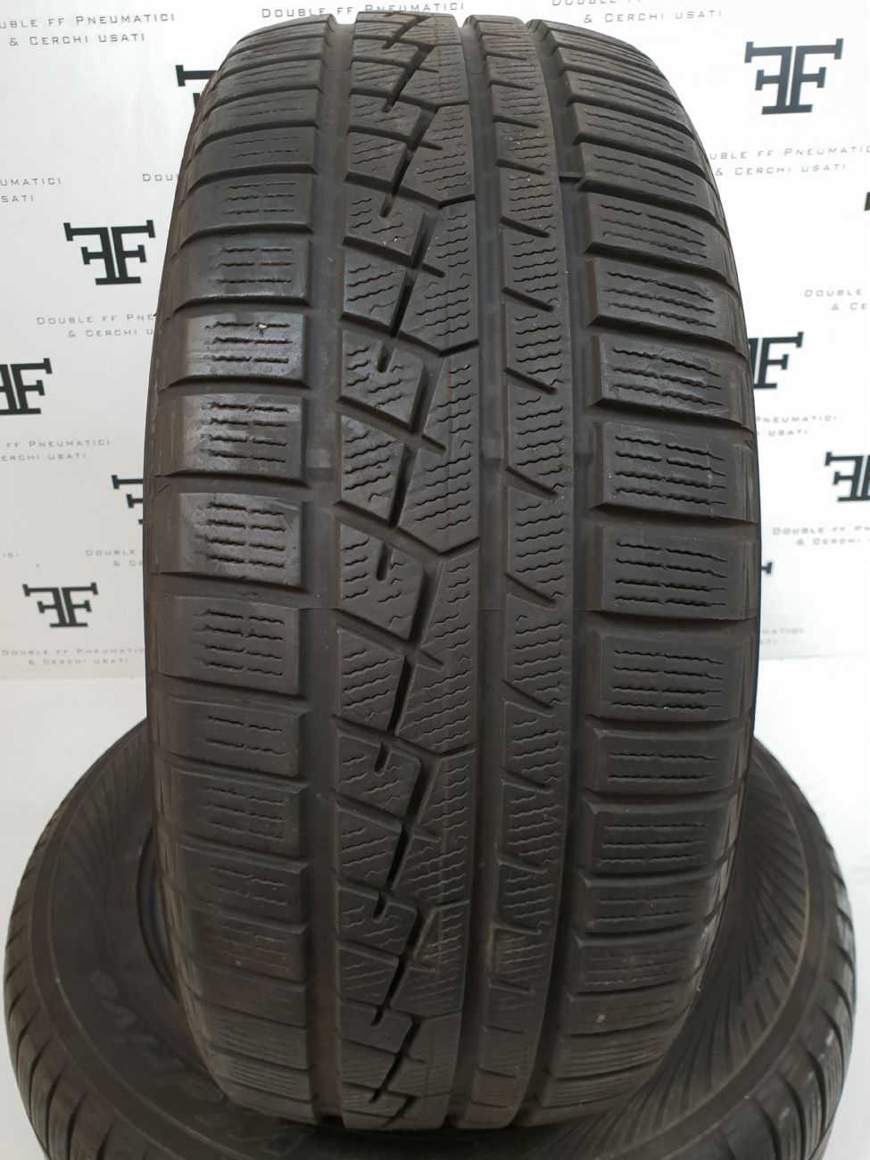 Pneumatici 225 55 R16 1 A _MARCA NON PRESENTE _MODELLO NON PRESENTE invernale usati 85€