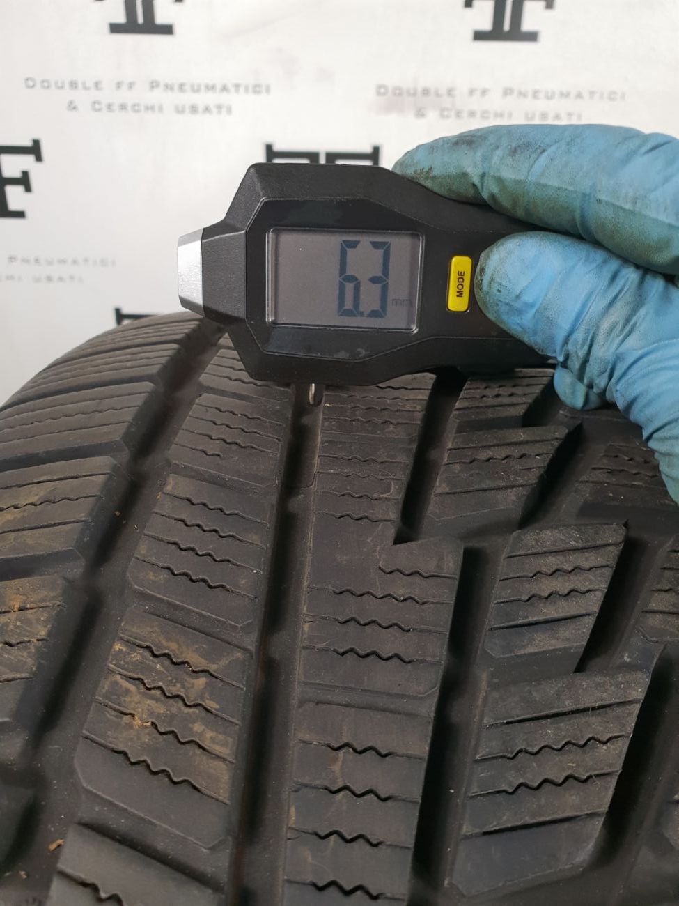 Pneumatici 225 55 R16 1 A _MARCA NON PRESENTE _MODELLO NON PRESENTE invernale usati 80€
