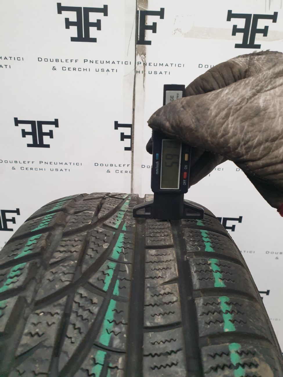 Pneumatici 225 60 R17 103 V HANKOOK WINTER ICEPT EVO invernale usati 250€
