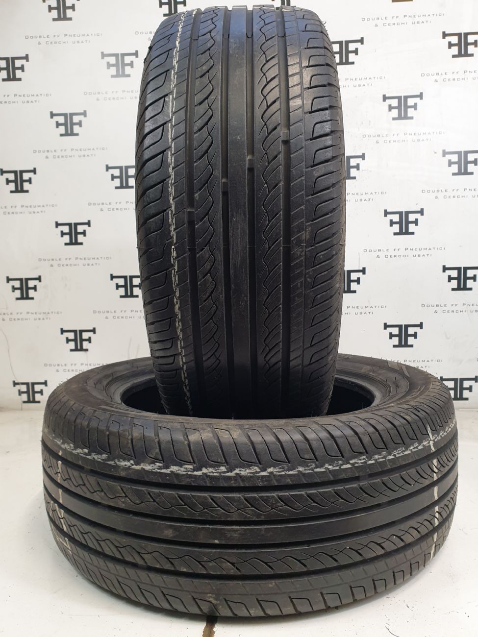 GT RADIAL CHAMPIRO 228