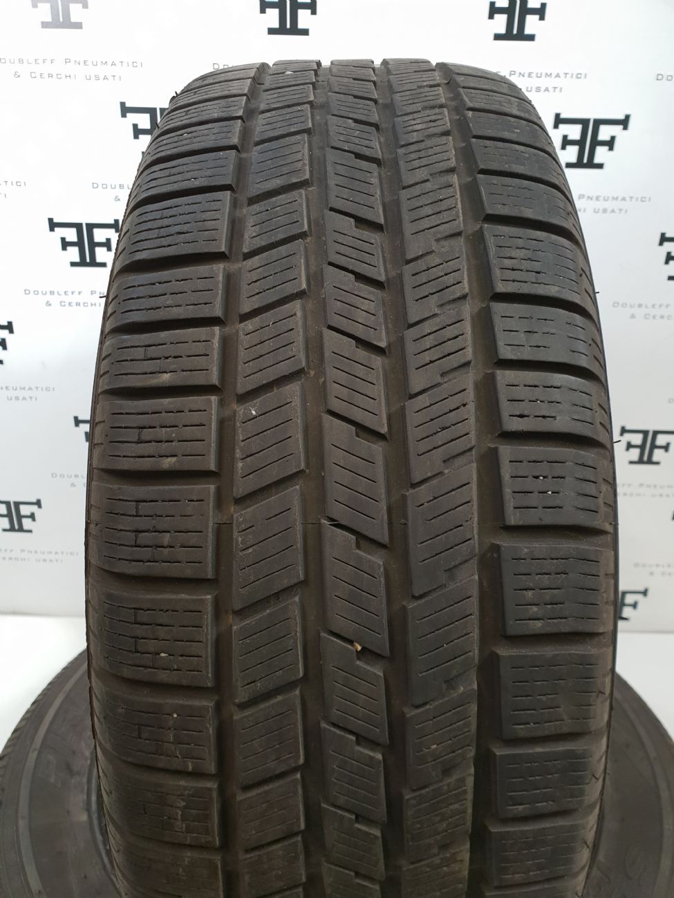 Pneumatici 235 60 R18 107 H PIRELLI SCORPION ICE&SNOW estivo usati 100€