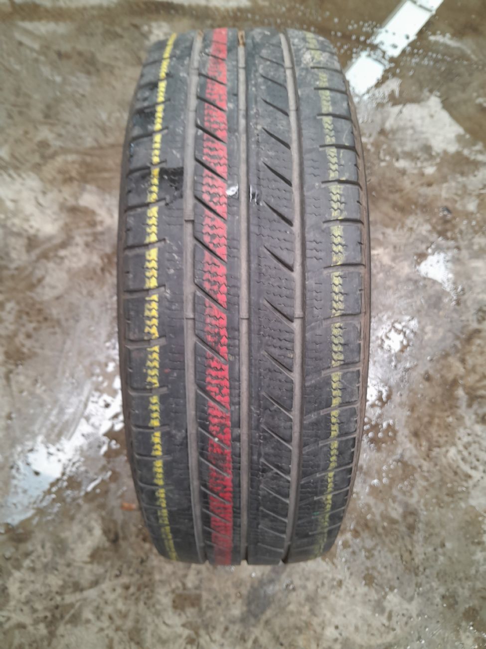 GOODYEAR VECTOR 4 SEASONS CARGO