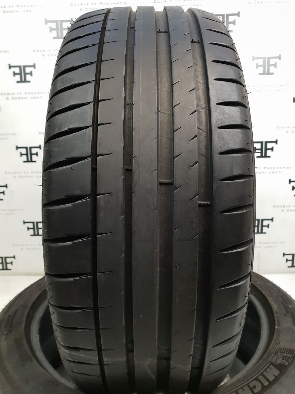 Pneumatici 225 55 R17 101 Y MICHELIN PILOT SPORT 4 estivo usati 100€