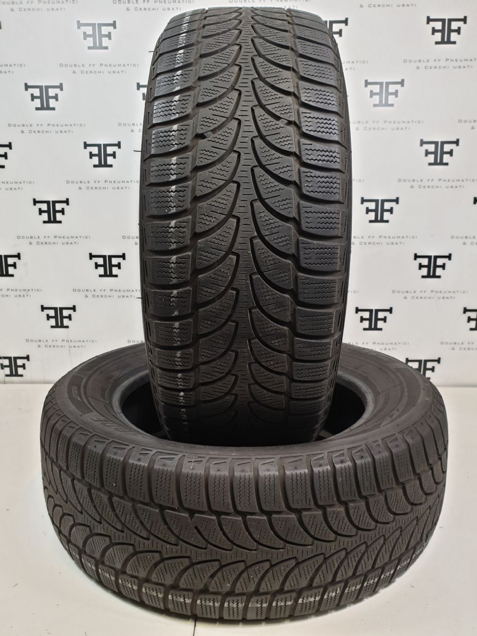 BRIDGESTONE BLIZZAK LM 80 EVO