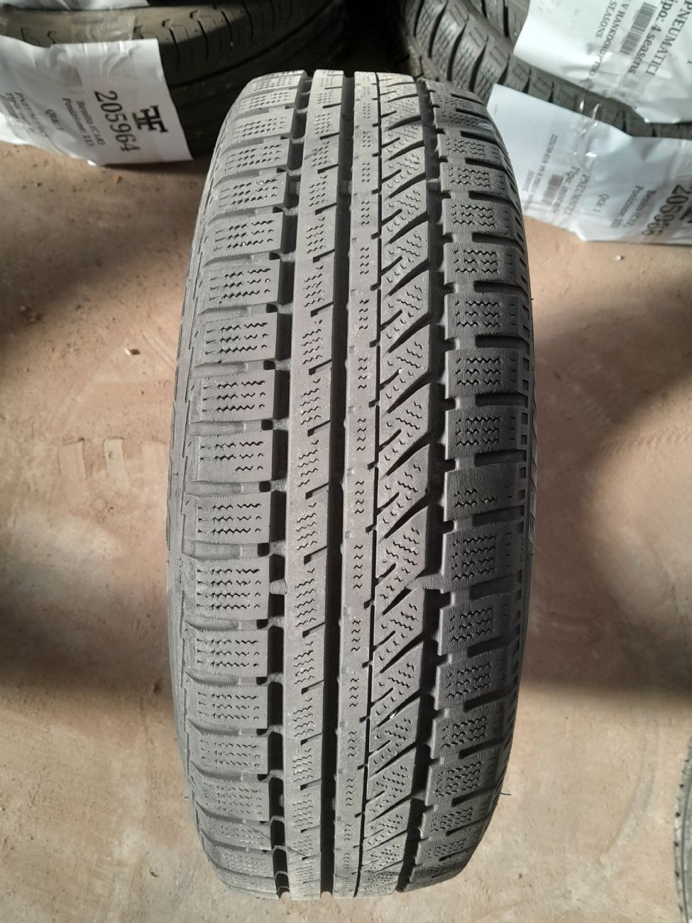 BRIDGESTONE BLIZZAK LM 80 EVO