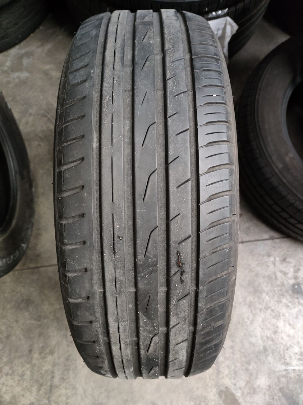 TOYO PROXES CF2 SUV