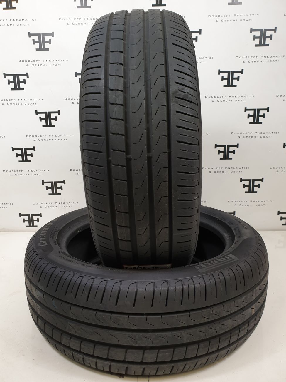 Pneumatici 205 55 R17 91 V PIRELLI CINTURATO P7 estivo RUNFLAT usati 110€