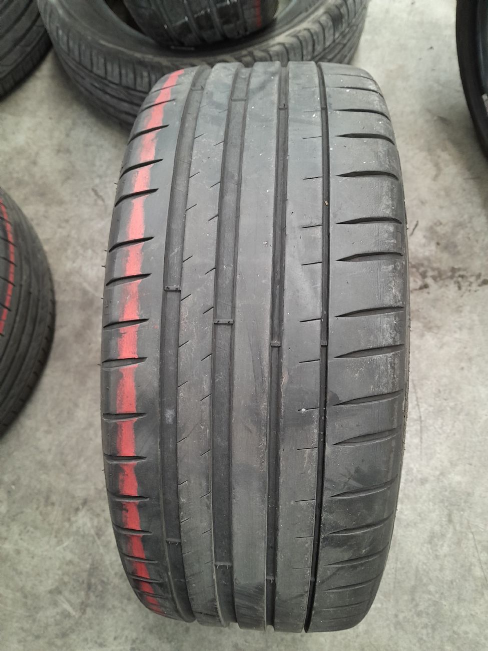 MICHELIN PILOT SPORT 4