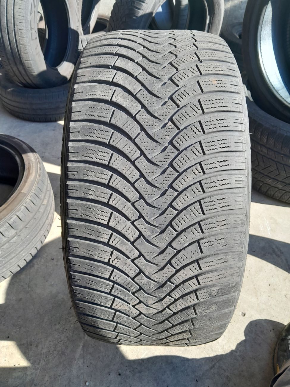 FALKEN EUROWINTER HS01