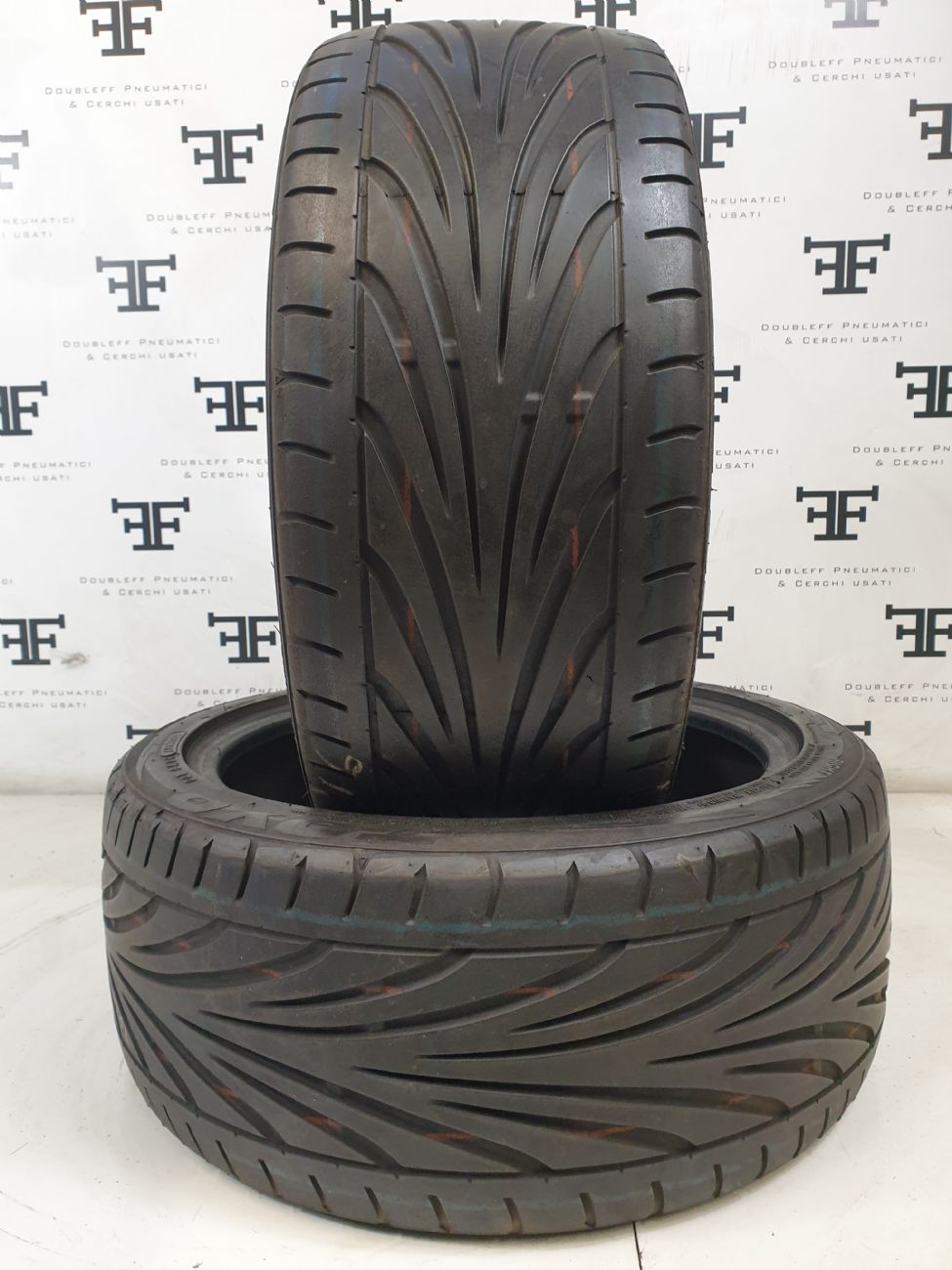 TOYO PROXES T1 R