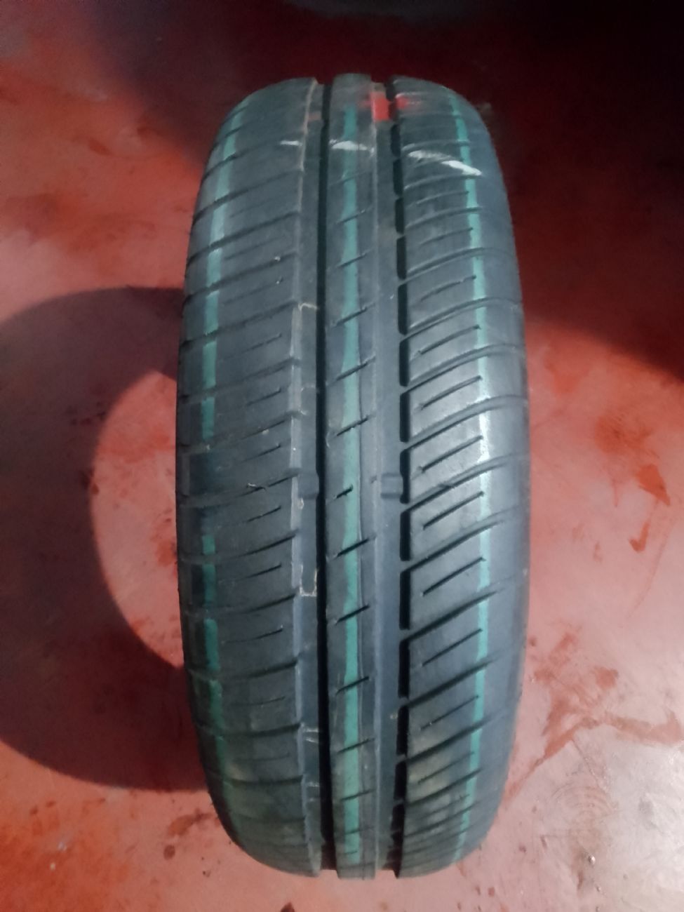 GOODYEAR EFFICIENT GRIP COMPACT