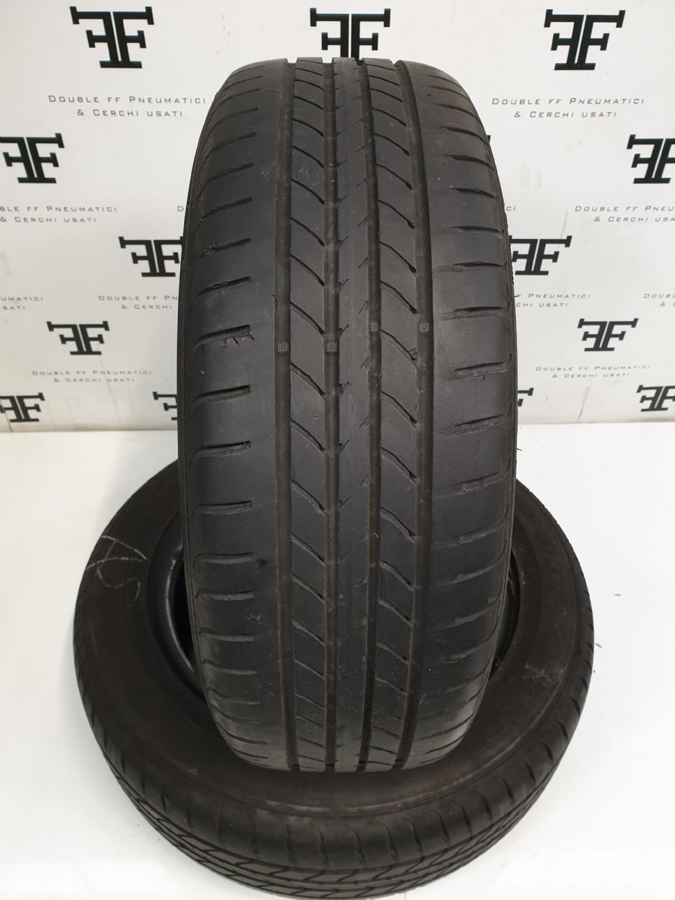 Pneumatici 205 60 R16 92 W GOODYEAR EFFICIENTGRIP estivo RUNFLAT usati 120€