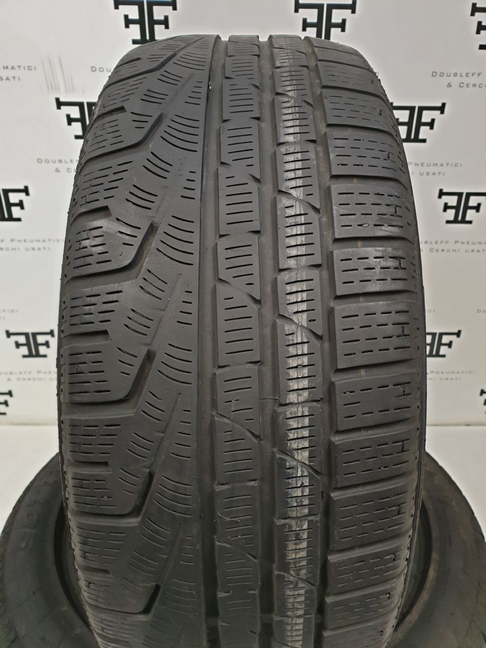 Pneumatici 225 50 R17 94 H PIRELLI WINTER 210 SOTTOZERO SERIE 2 invernale RUNFLAT usati 100€