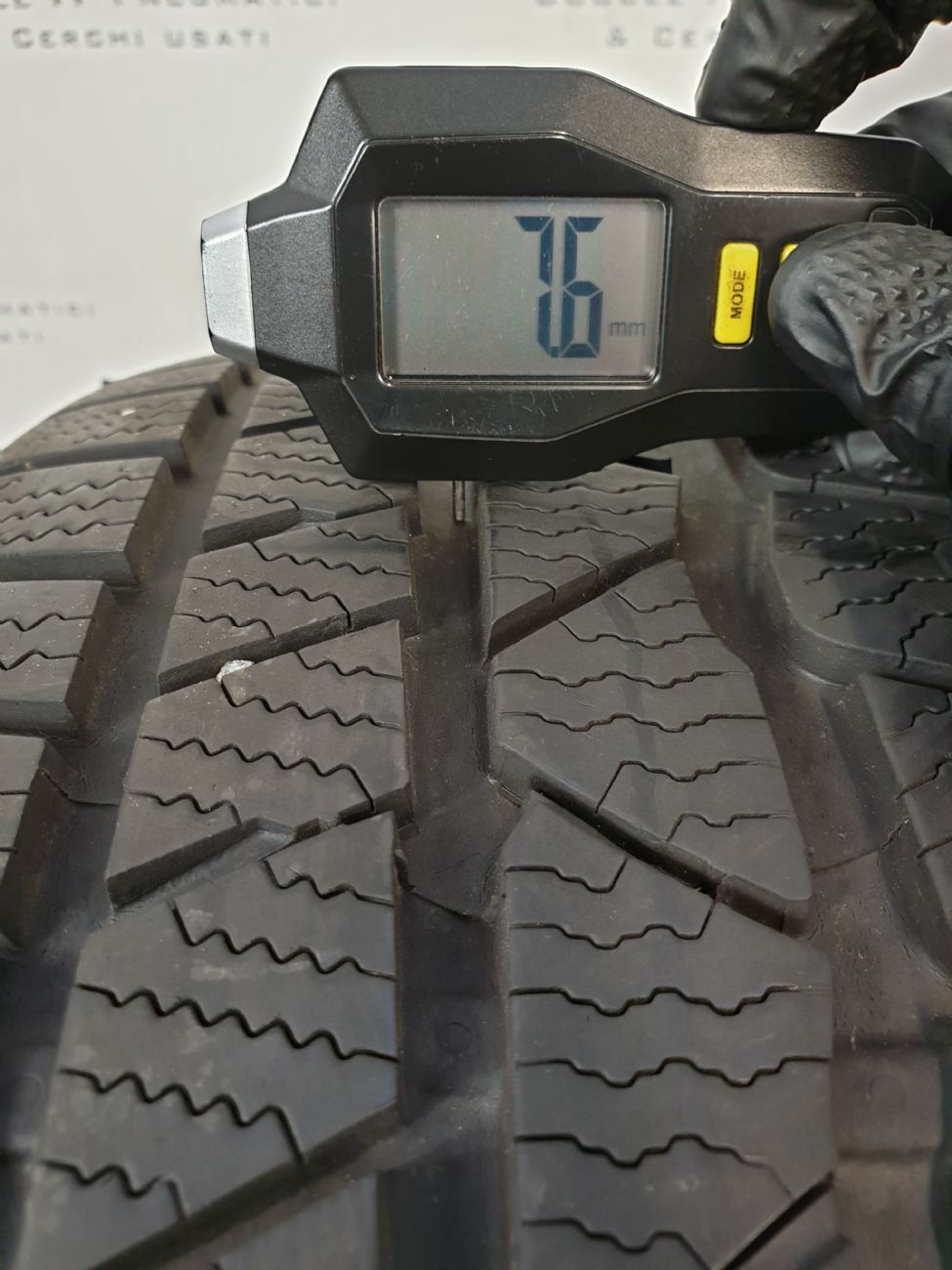 Pneumatici 205 60 R16 92 H CONTINENTAL ContiWinterContact TS830 P invernale RUNFLAT usati 120€
