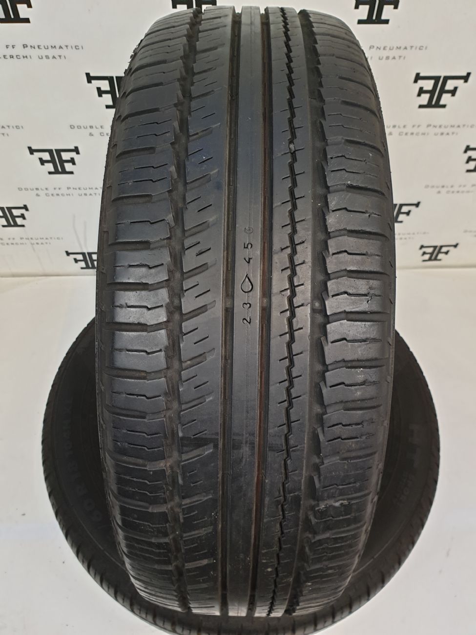 Pneumatici 225 60 R18 104 H NOKIAN HT SPORT UTILITY estivo usati 100€