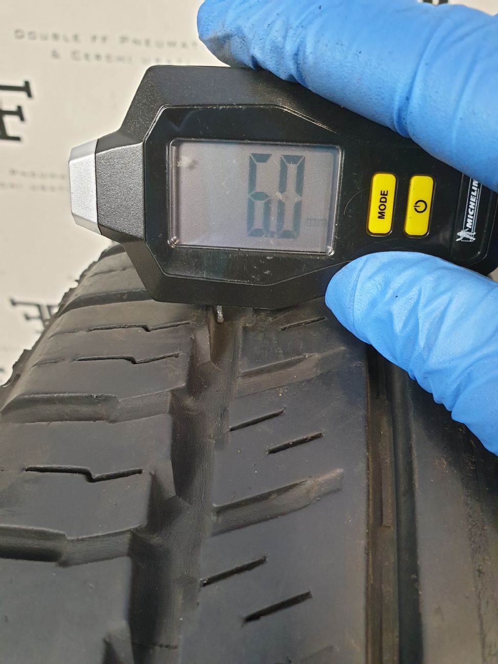 Pneumatici 225 60 R18 104 H NOKIAN HT SPORT UTILITY estivo usati 100€