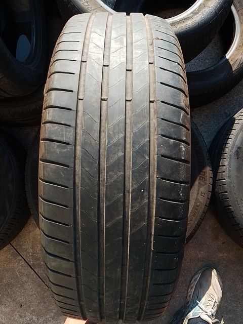 BRIDGESTONE TURANZA 6