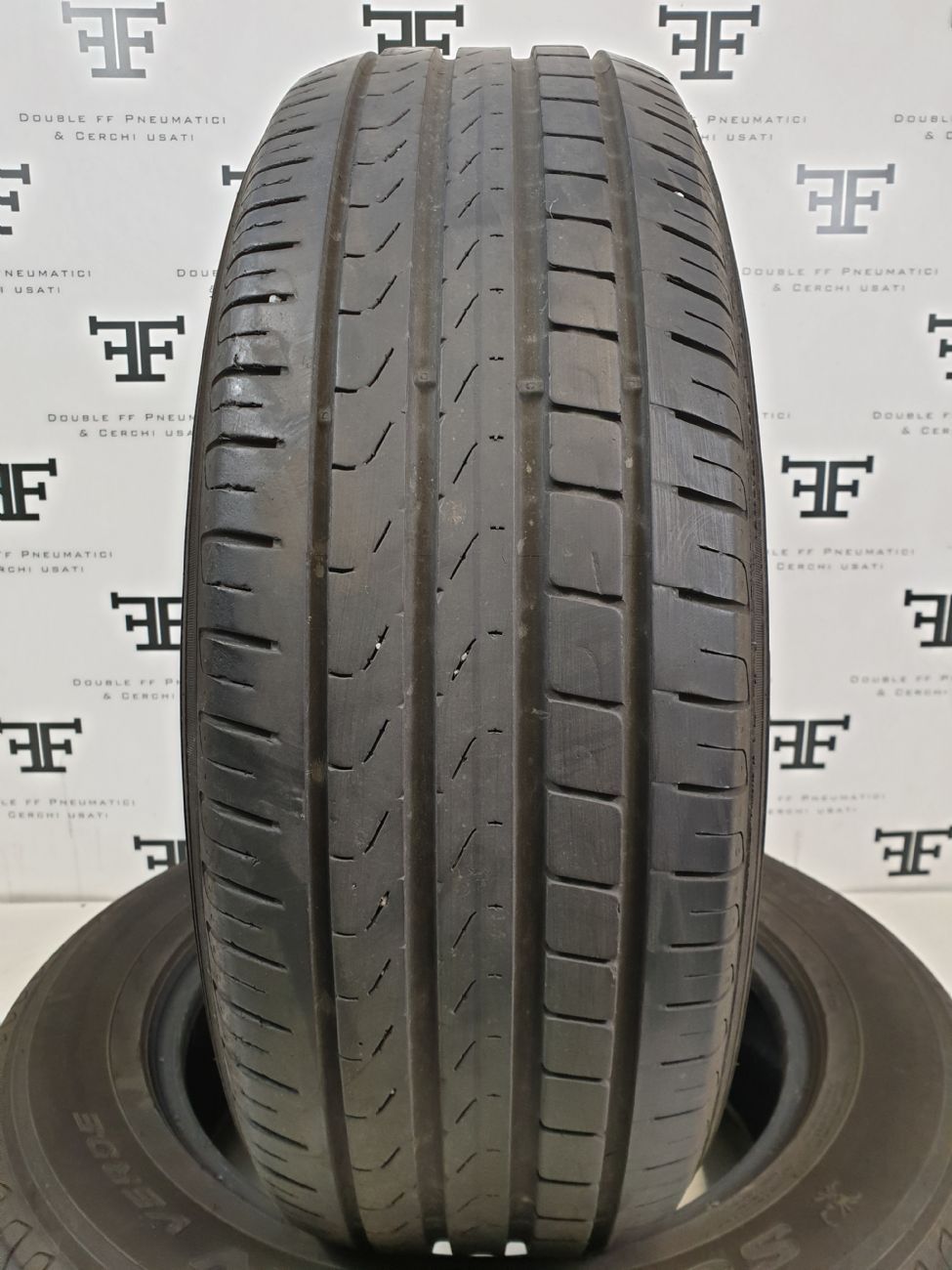 Pneumatici 215 65 R17 99 V PIRELLI SCORPION VERDE estivo usati 100€
