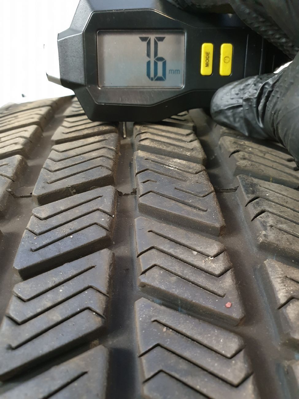 Pneumatici 225 55 R17 101 V BARUM POLARIS 3 invernale usati 110€