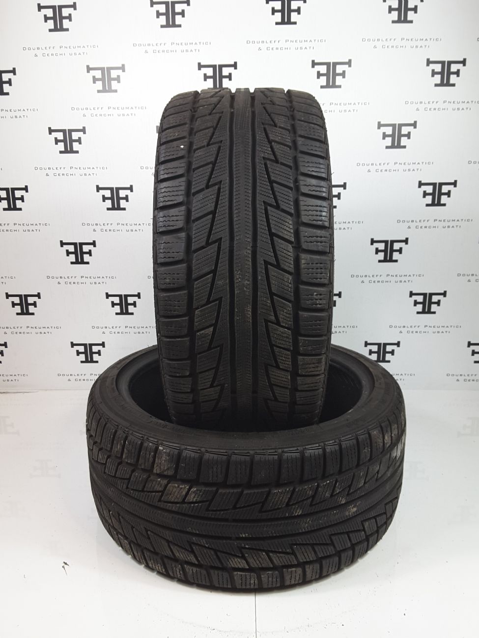 Pneumatici 235 55 R19 105 V NANKANG NK SNOW SV-2 invernale usati 100€