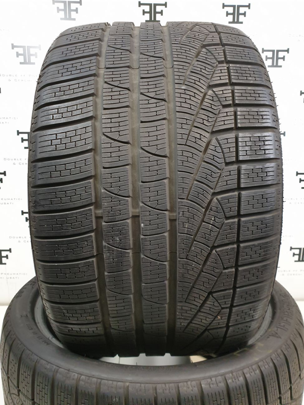 Pneumatici 295 30 R19 100 V PIRELLI W240 SOTTOZERO invernale usati 220€