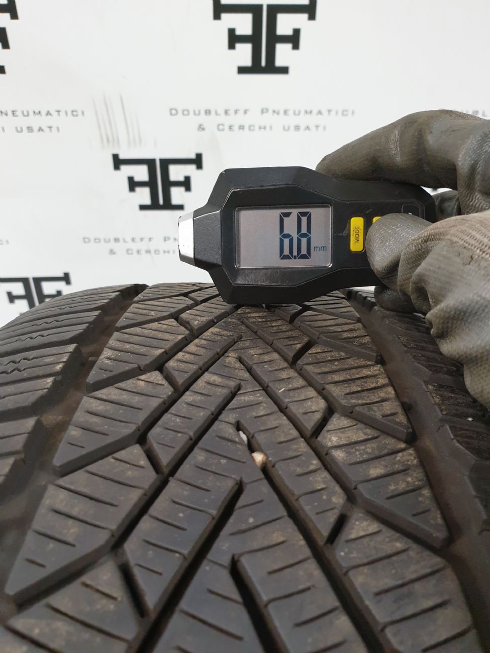 Pneumatici 225 50 R17 98 H SEMPERIT SPEED GRIP 2 invernale usati 110€
