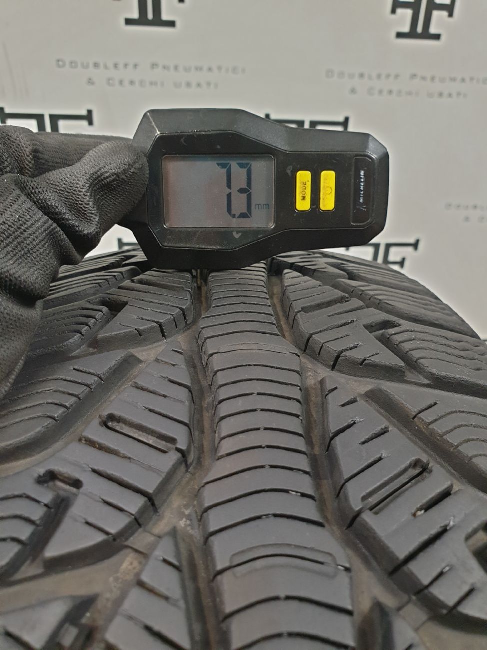 Pneumatici 185 60 R15 88 T KLEBER KRISALP HP 2 invernale usati 75€