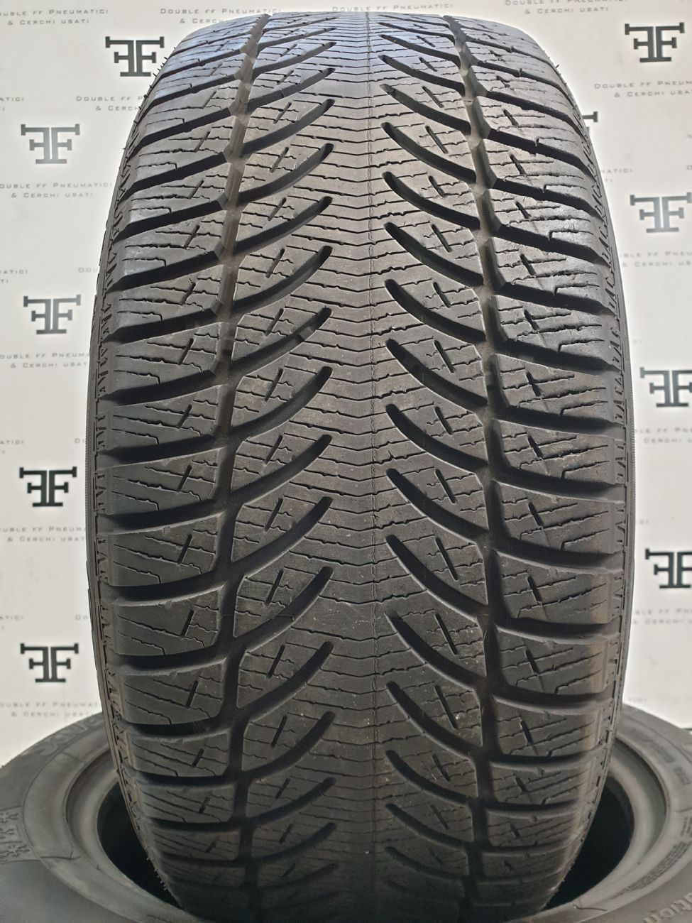 Pneumatici 255 55 R18 109 H SAVA ESKIMO SUV invernale usati 160€