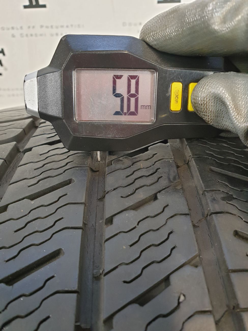 Pneumatici 265 35 R19 98 W MICHELIN PILOT ALPIN PA2 invernale usati 160€