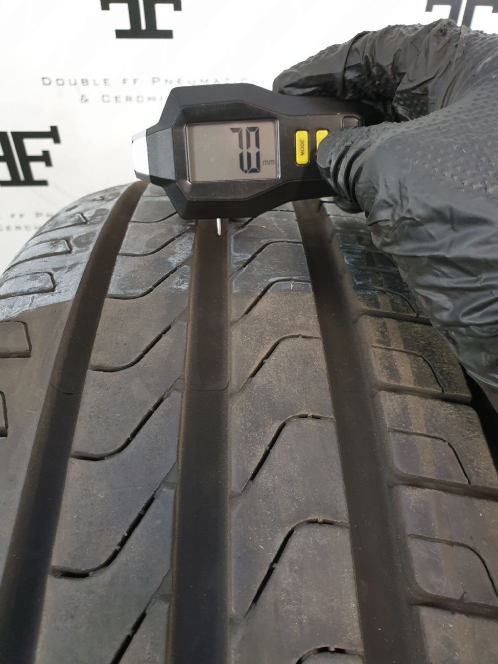 Pneumatici 215 65 R17 99 V PIRELLI SCORPION VERDE estivo usati 130€