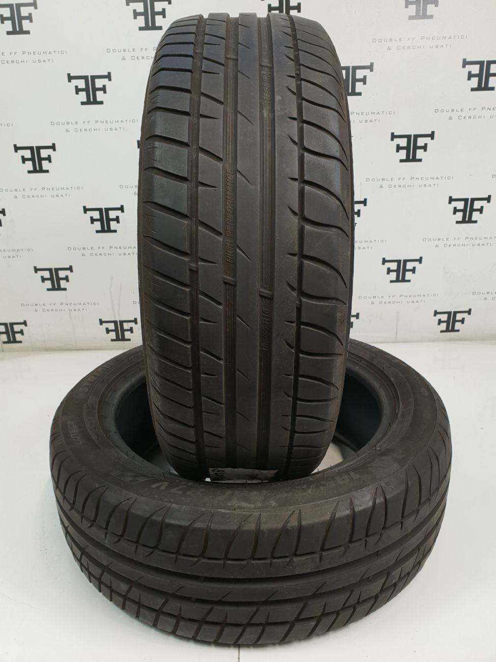 Pneumatici 205 60 R16 96 V STRIAL HIGH PERFORMANCE estivo usati 80€