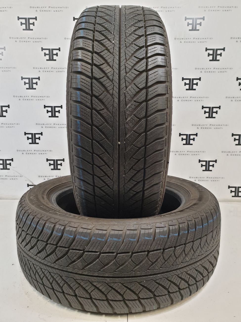 Pneumatici 225 55 R17 97 H GOODYEAR ULTRAGRIP PERFORMANCE 2 invernale usati 120€
