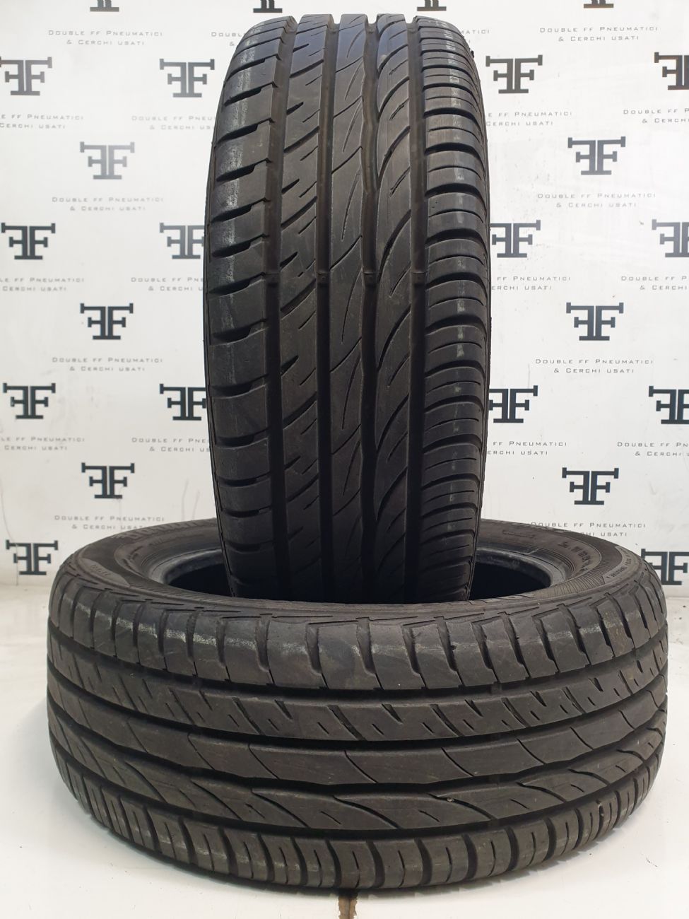 Pneumatici 195 55 R16 87 H BARUM BRAVURIS 2 HM estivo usati 100€